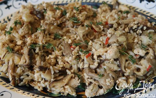 Рецепт Экзотический рис с курицей, шитаке и вешенками