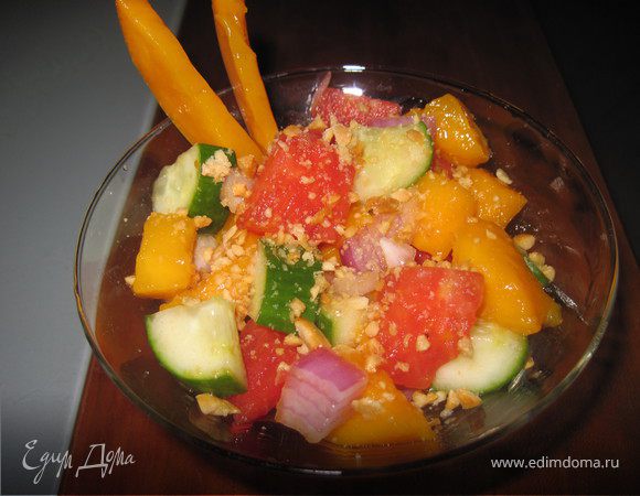 Салат-коктейль с манго