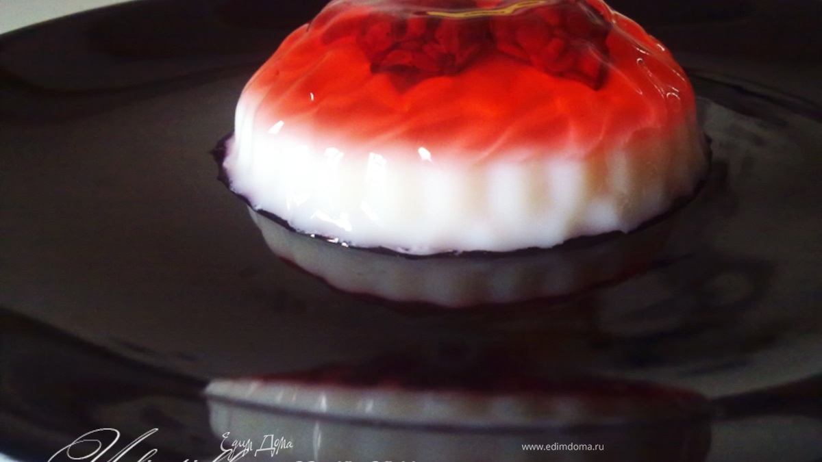 Ягодно-молочное желе