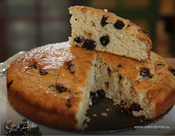 Пирог на пиве с изюмом