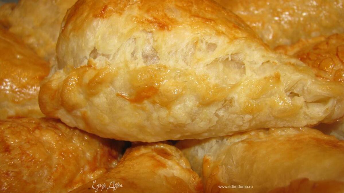 Слоечки с сыром и яйцом