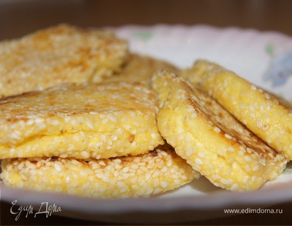 Лимонные сырники в кунжутной панировке