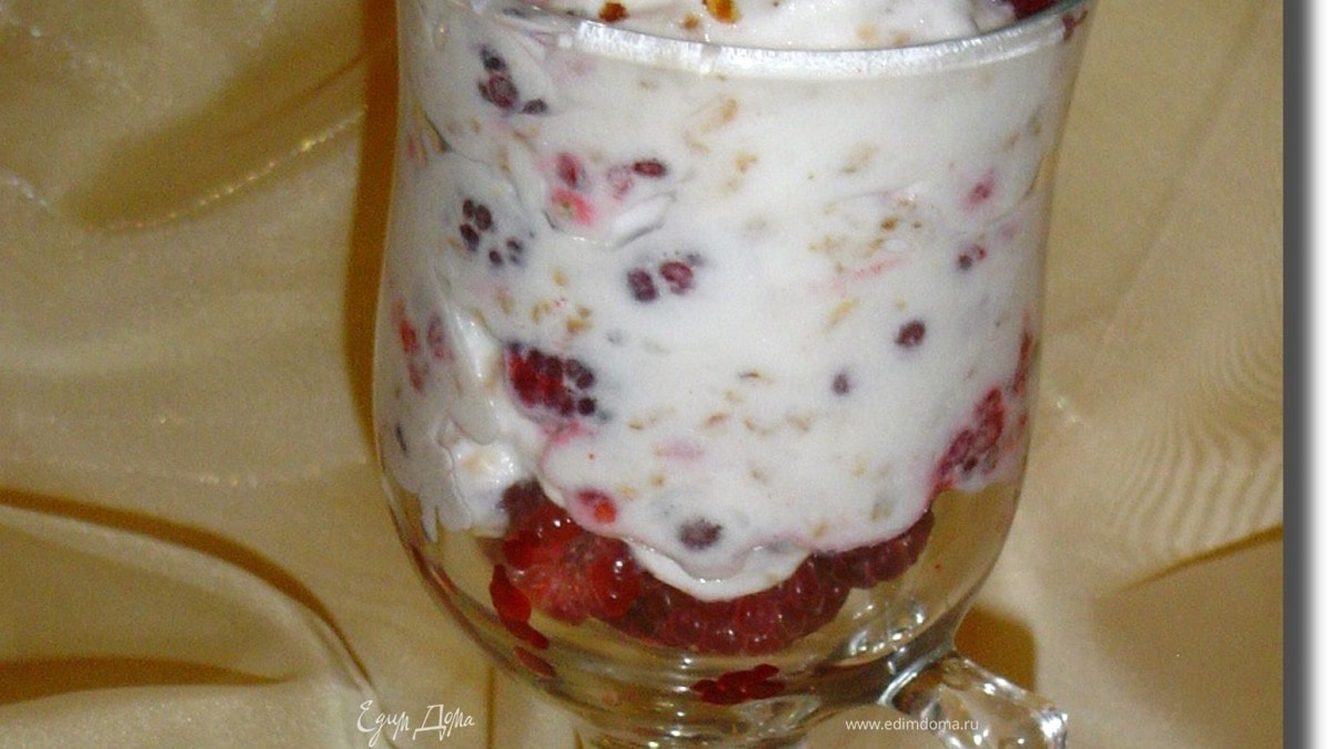 "Cranachan with raspberries" - десерт из Шотландии