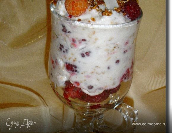 "Cranachan with raspberries" - десерт из Шотландии
