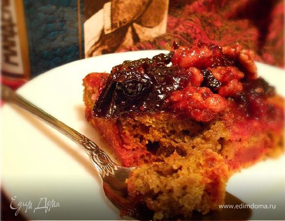 Свекольный кекс с черносливом и орехами