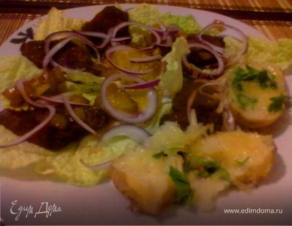  теплый салат "Говядина в соевом соусе с апельсиновыми дольками"