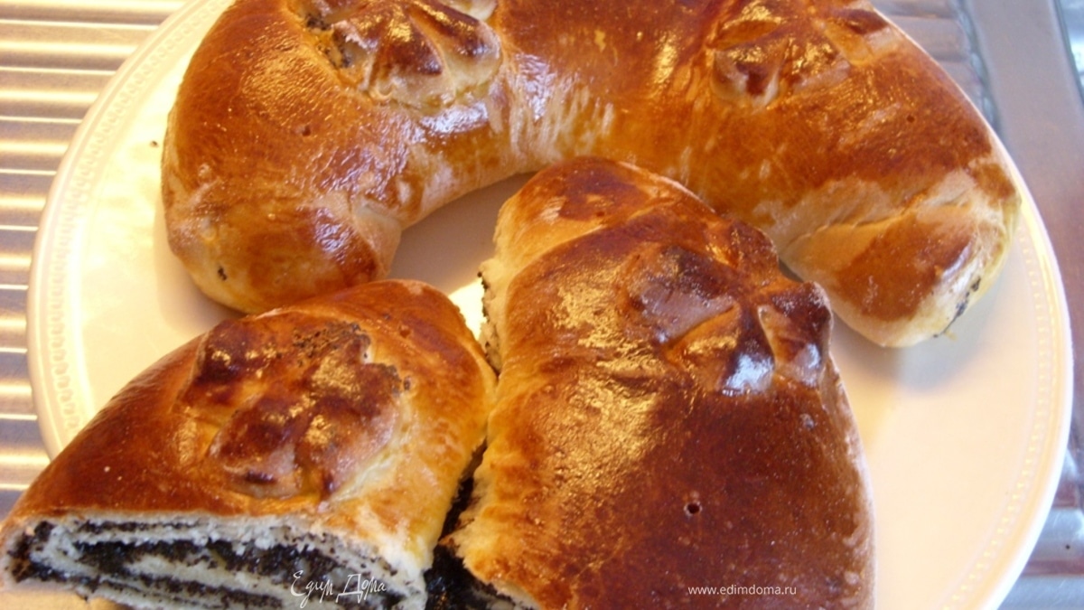 Рулет маковый