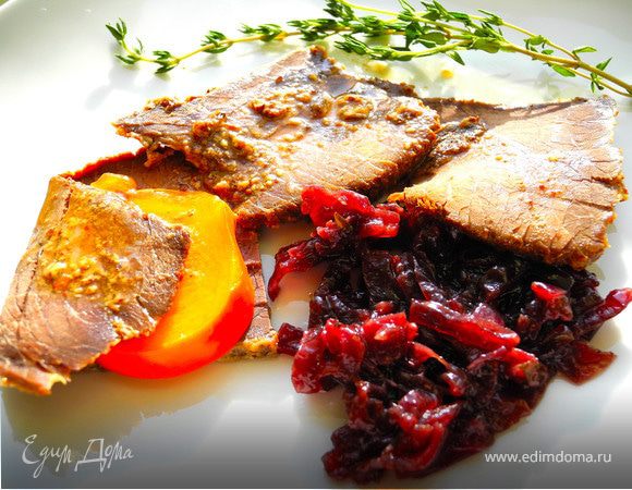 Запеченное мясо с айвой и хурмой Запеченное мясо с айвой и хурмой