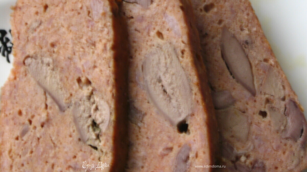 Мясной террин с субпродуктами