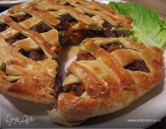 Пирог из ягнятины, тушенной с морковью Пирог из ягнятины, тушенной с морковью
