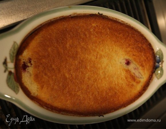 Клафути с замороженной вишней Клафути с замороженной вишней