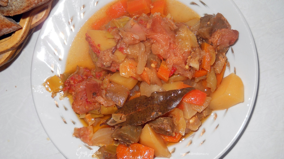 Рагу из овощей.