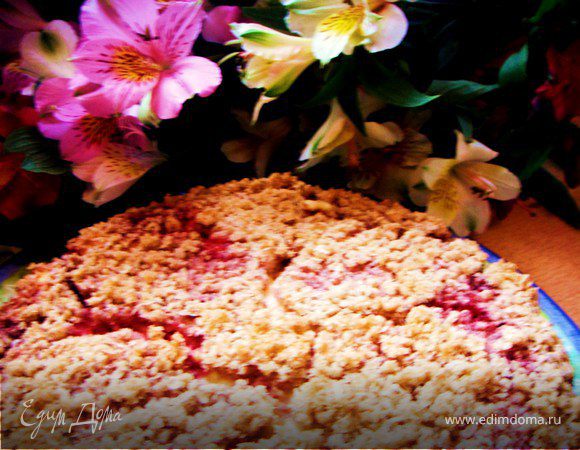 Овсяный пирог с творогом и клубникой