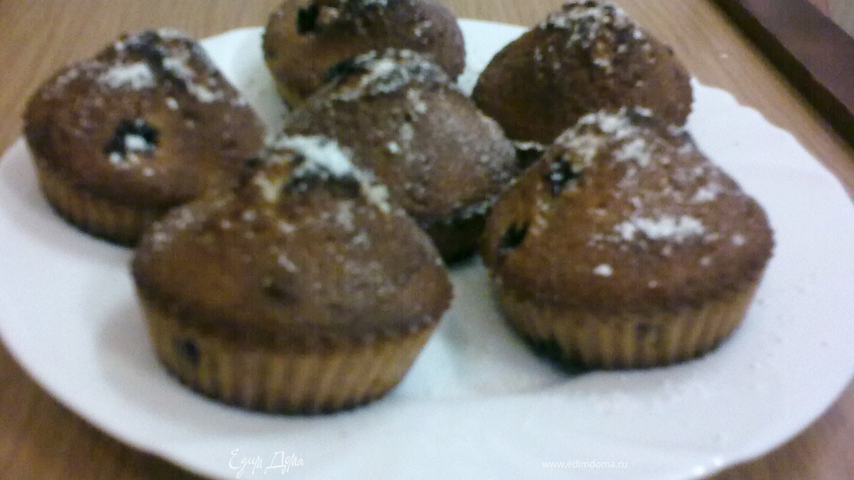 Кексы кофейные с вишней