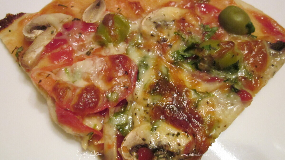 Тесто для пиццы от "Оскароносного" шеф повара Вольфганга Пака и пицца из него