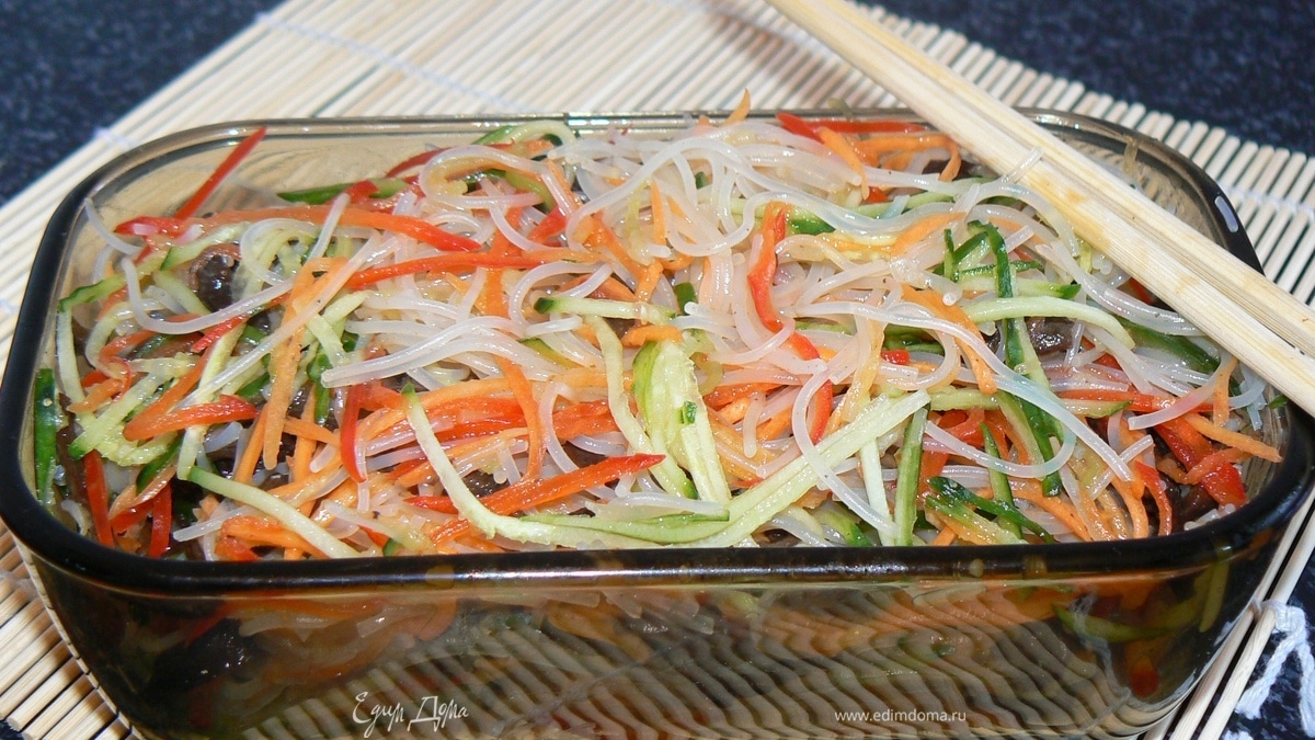 салат из рисовой лапши