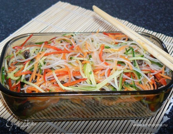 салат из рисовой лапши