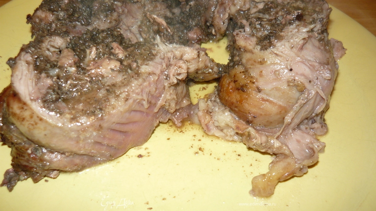 Фаршированная голень индейки