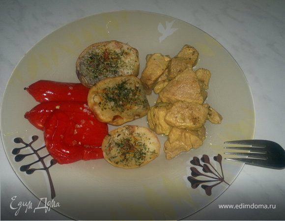 Печеные овощи и пряная свинина Печеные овощи и пряная свинина