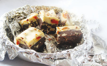 Рецепт Конфеты с двумя видами шоколада, с орехами и сухофруктами.