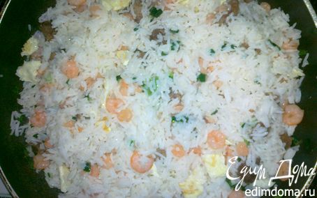 Рецепт Жареный рис со свининой и креветками