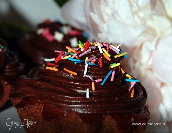 Кексы шоколадные с шоколадным кремом Кексы шоколадные с шоколадным кремом