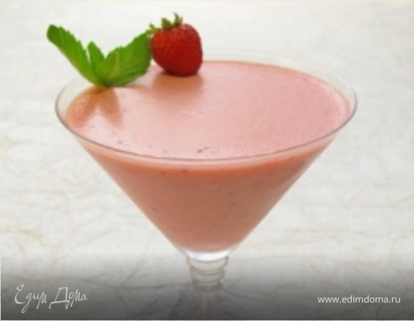  пудинг с клубникой и бананом ))