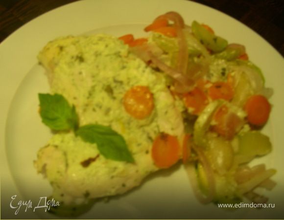 Куриная грудка, запеченная в соусе из Филадельфии, базилика и чеснока