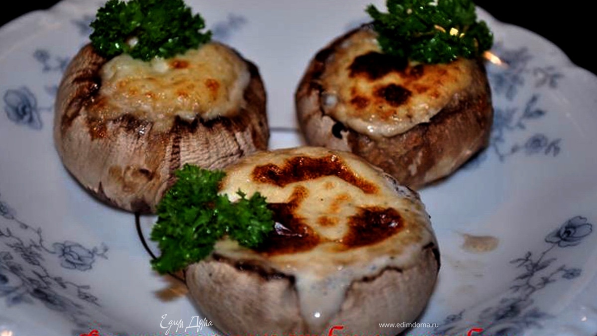 Фаршированные грибочки с крабами