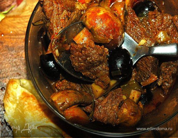 «November Rain» - Жаркое из говядины с грибами и овощами