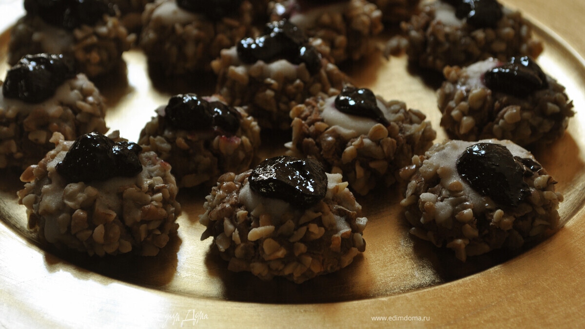 Печенье с белым шоколадом и джемом