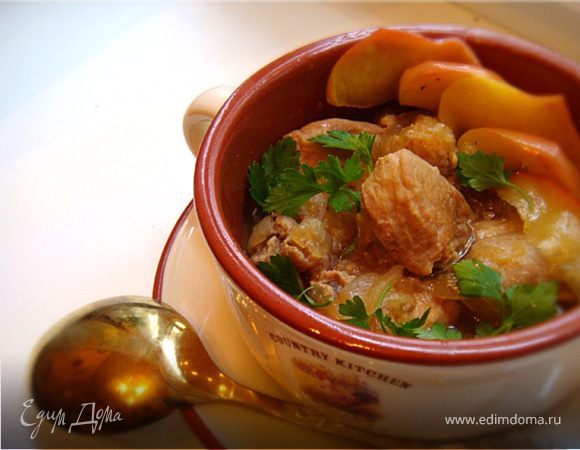 Томленая свинина с имбирем и луком Томленая свинина с имбирем и луком