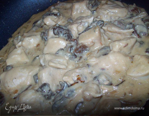 Курица в сливочно - грибном соусе с медом