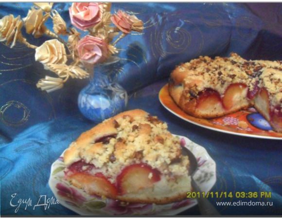 Сливовый пирог с ореховым штрейзелем