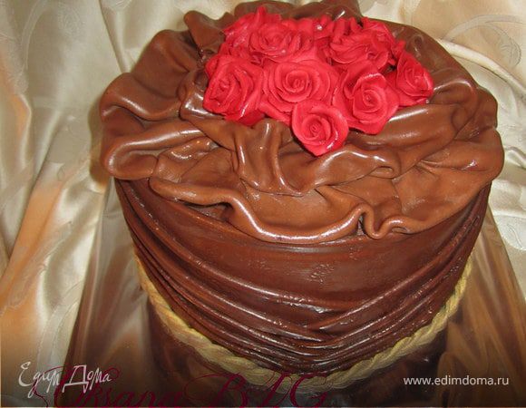 Торт " Розы с драпировкой"