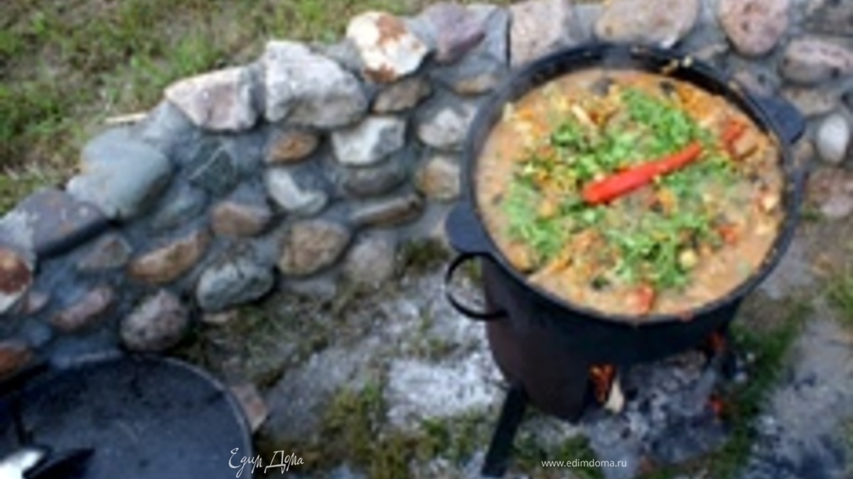 Баранина с овощами в казане