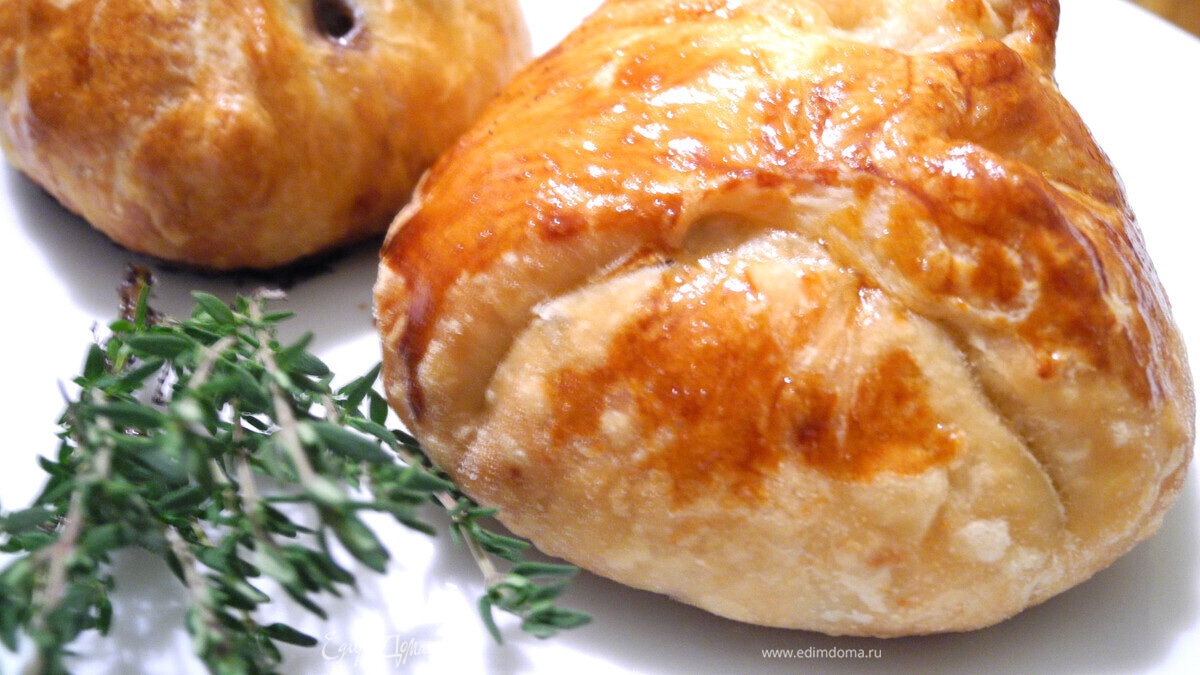Печенка в кафтане из слоеного теста