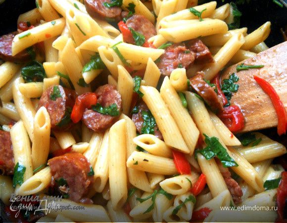 Паста с краковской колбасой и сладким перцем