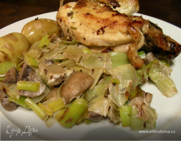 Нежный гарнир из лука-порея и грибов с маскарпоне Нежный гарнир из лука-порея и грибов с маскарпоне