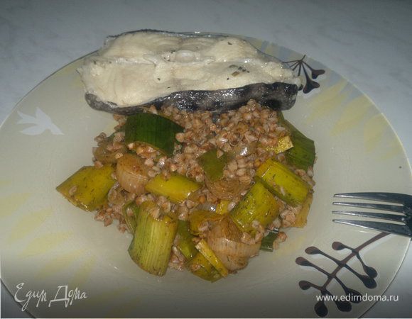 Гречотто луковое (вариант номер 3) + отварной стейк из зубатки Гречотто луковое (вариант номер 3) + отварной стейк из зубатки