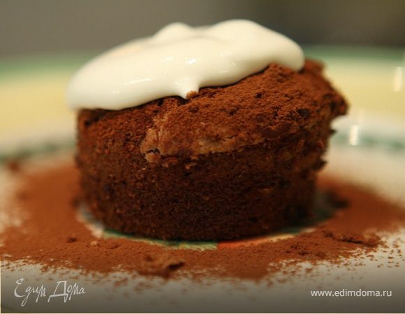 Шоколадный фондан со взбитыми сливками Шоколадный фондан со взбитыми сливками