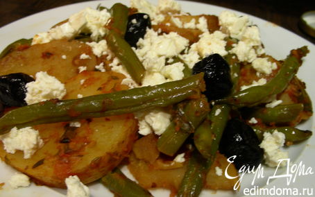 Рецепт Зеленая фасоль и картофель в томатном соусе по-гречески