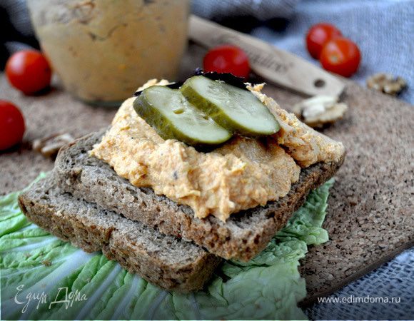 Паштет из куриной грудки с тыквой и грецкими орехами Паштет из куриной грудки с тыквой и грецкими орехами