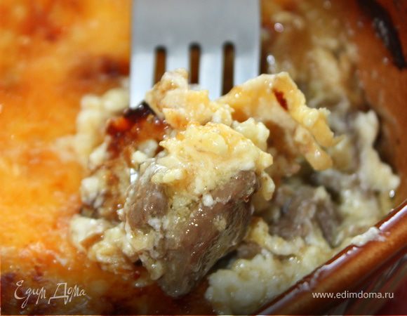 Куриная печень в сметанно-сырном соусе