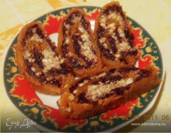 Рулет из сухофруктов Рулет из сухофруктов