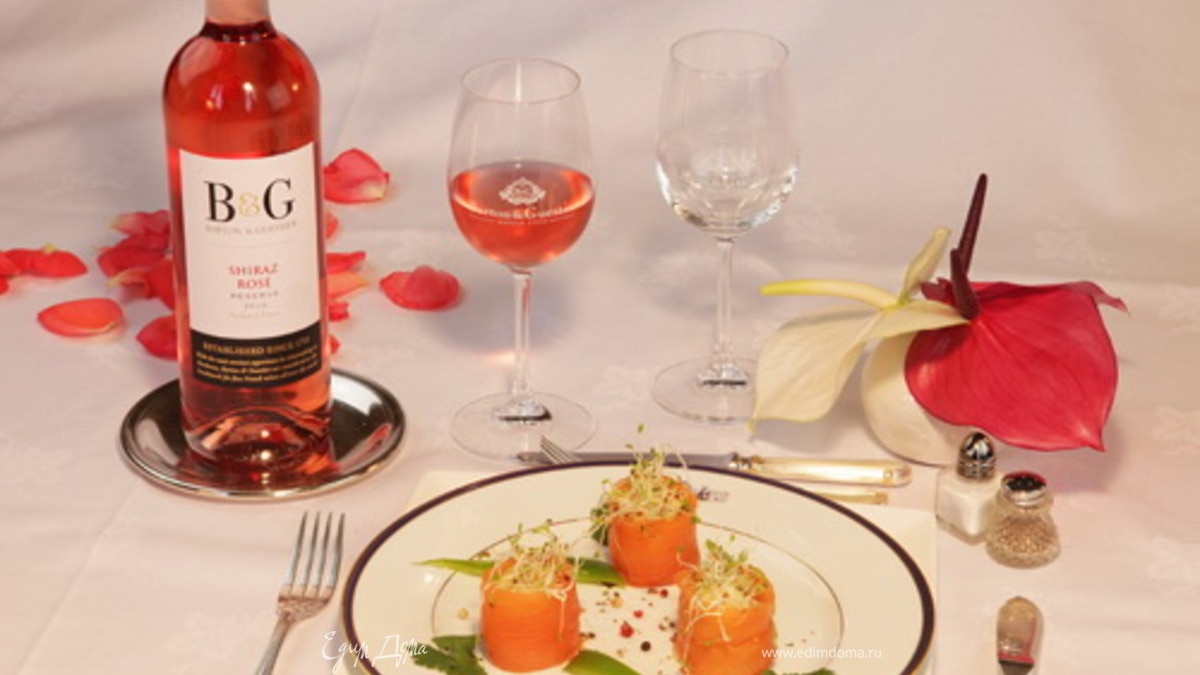 Роллы с копченым лососем, треской и чесночным попурри