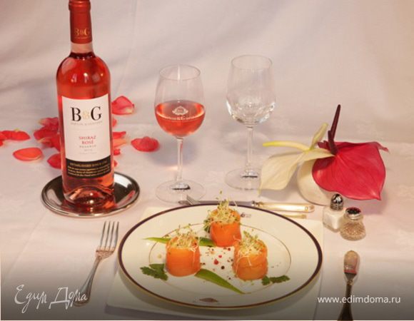 Роллы с копченым лососем, треской и чесночным попурри Роллы с копченым лососем, треской и чесночным попурри