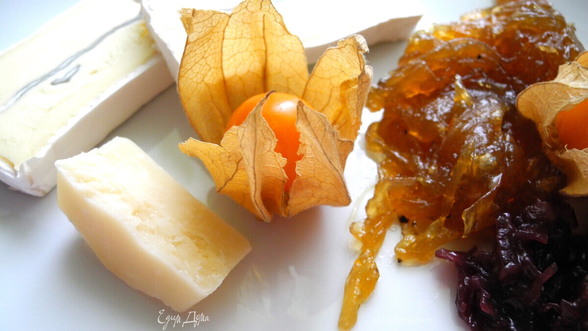 Луковый мармелад к сырам и дичи