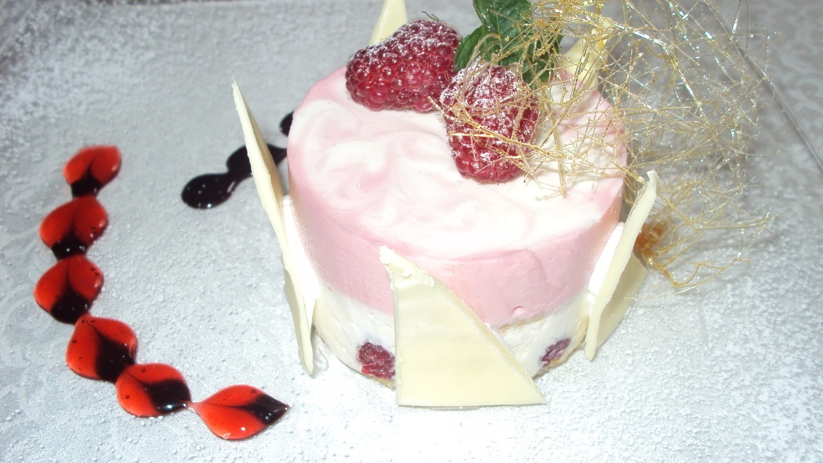 Малиновое суфле с белым шоколадом