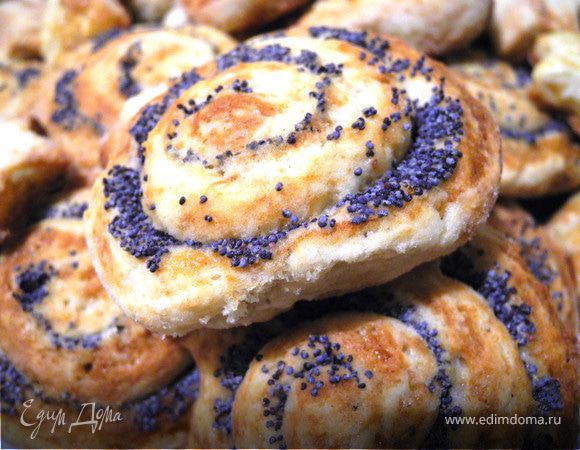 Творожные плюшки с маком и хрустящие печенья Творожные плюшки с маком и хрустящие печенья
